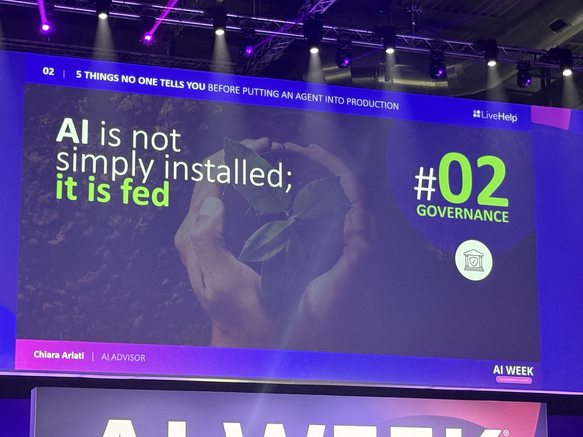 Palestra na AI Week sobre governance de IA